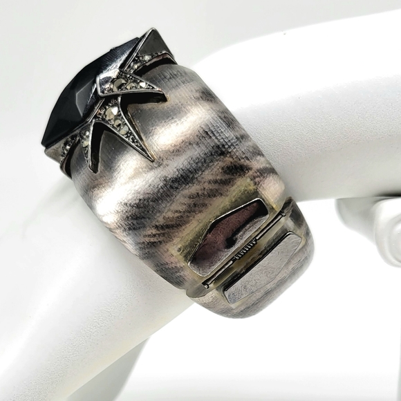 Alexis Bittar GENUINE FACETED ONYX + Swarovski Crystal Zebra Print Bangle - Picture 10 of 14